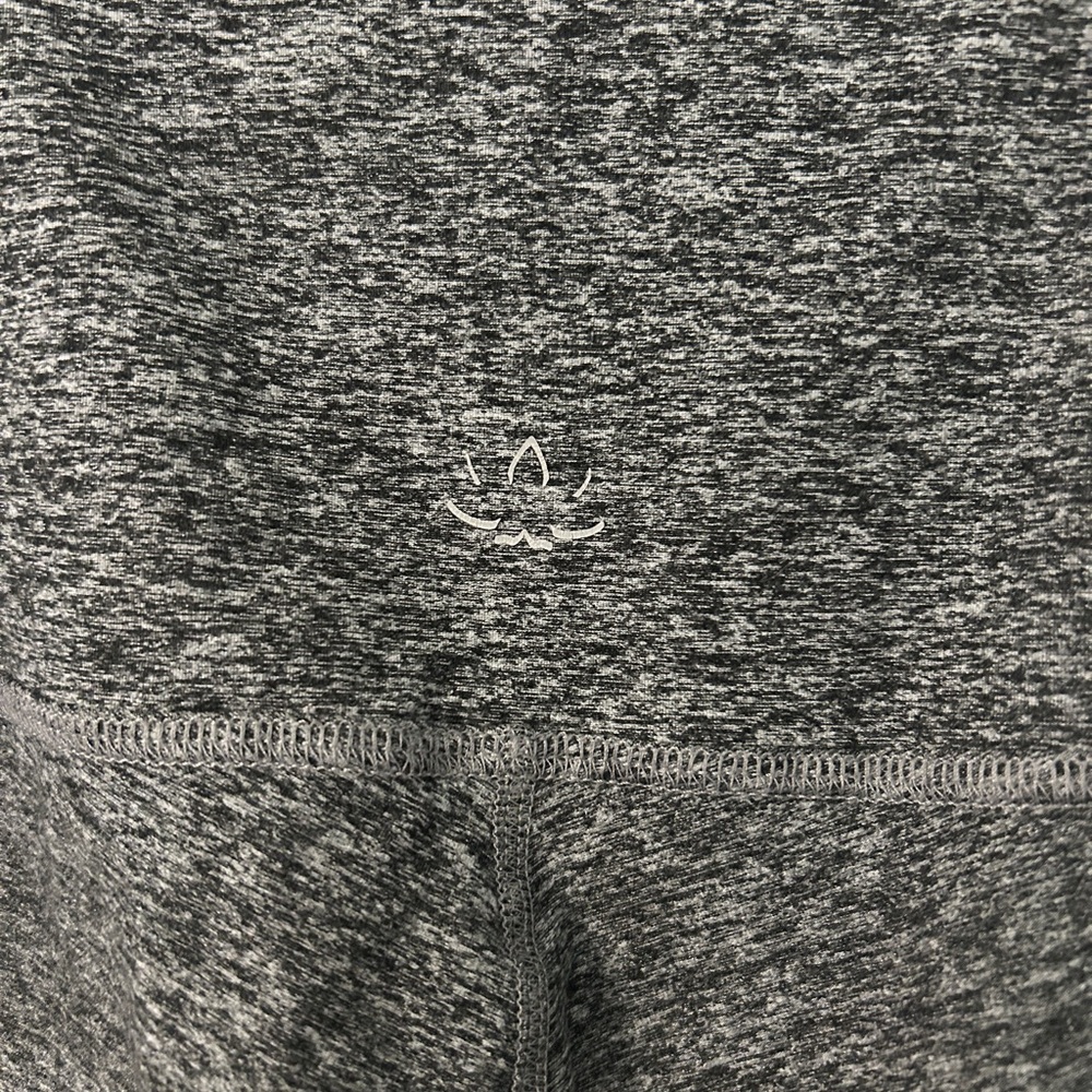 Beyond the Bump Charcoal Gray Maternity Leggings - Picture 3 of 4